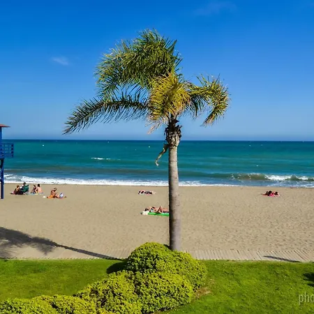 Apartamento Benalmar - Vista Al Mar Y Montanas- Zona Avenida De Palmeras